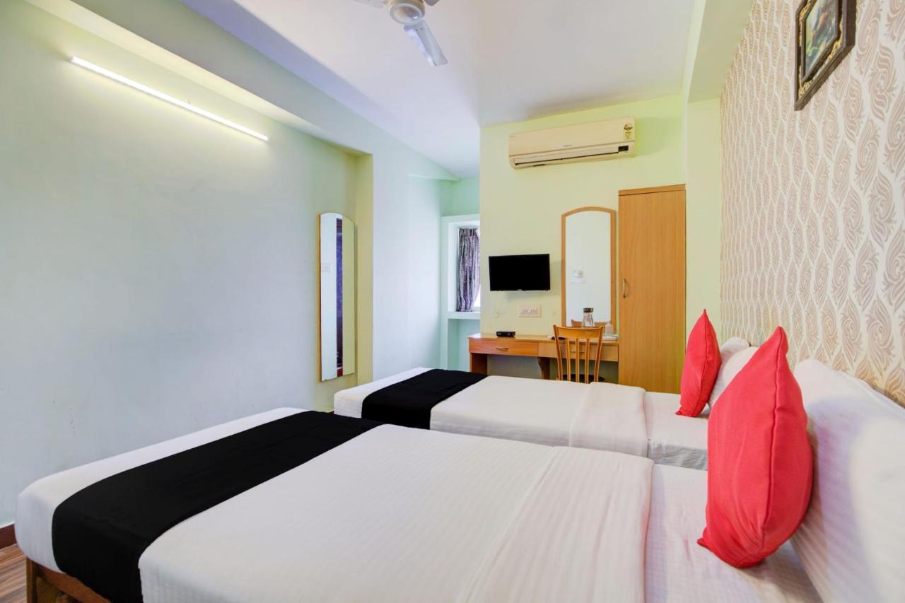 فندق شينايفي  Oyo Flagship Amutha Residency المظهر الخارجي الصورة