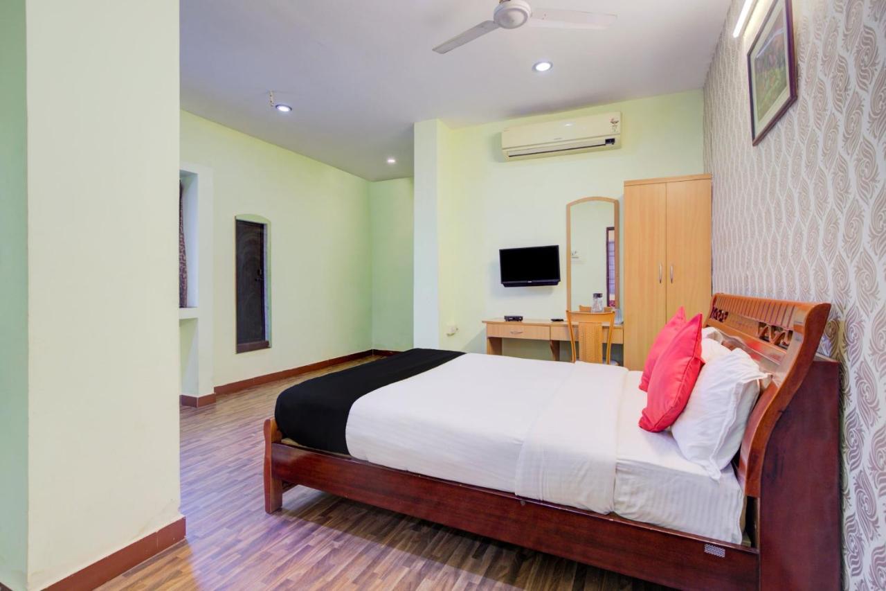 فندق شينايفي  Oyo Flagship Amutha Residency المظهر الخارجي الصورة