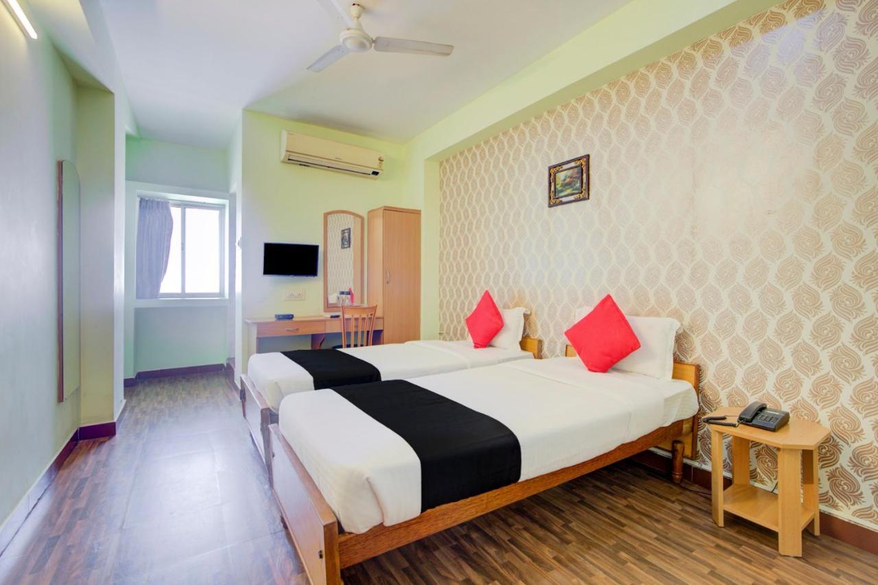 فندق شينايفي  Oyo Flagship Amutha Residency المظهر الخارجي الصورة