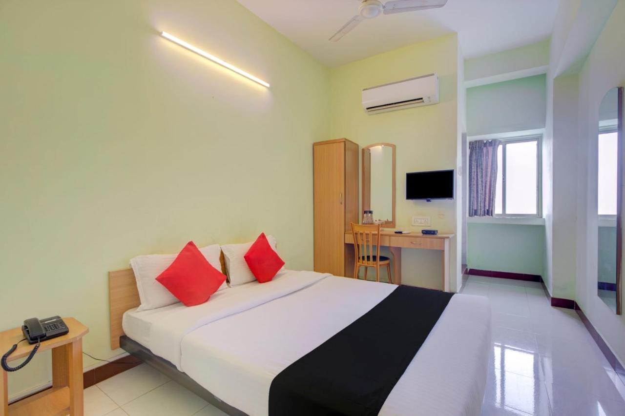 فندق شينايفي  Oyo Flagship Amutha Residency المظهر الخارجي الصورة